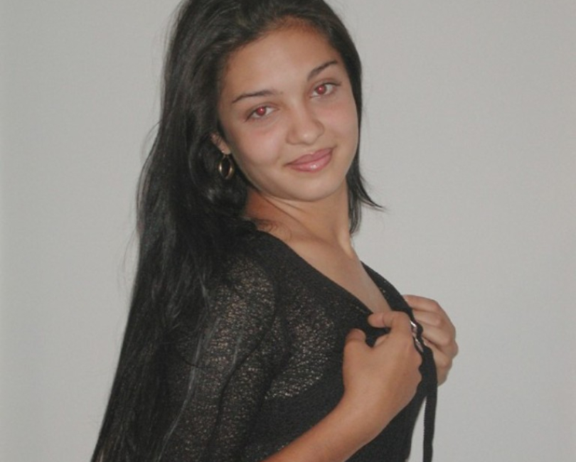 S��er Latina Teen